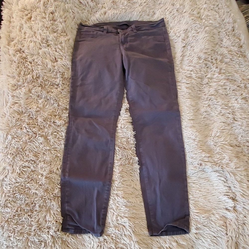 Gray J Brand capri skinny pants size 28